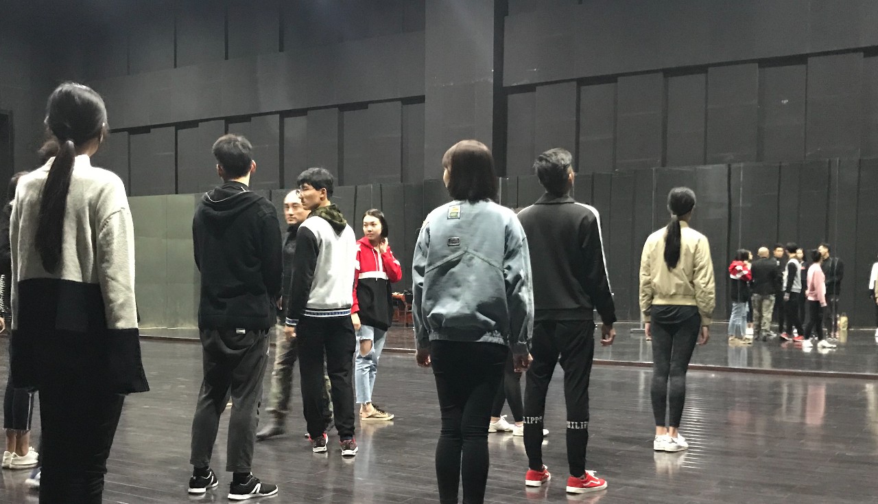 北京新时代模特学校多功能形体课室 北京新时代模特学校多功能形体课室